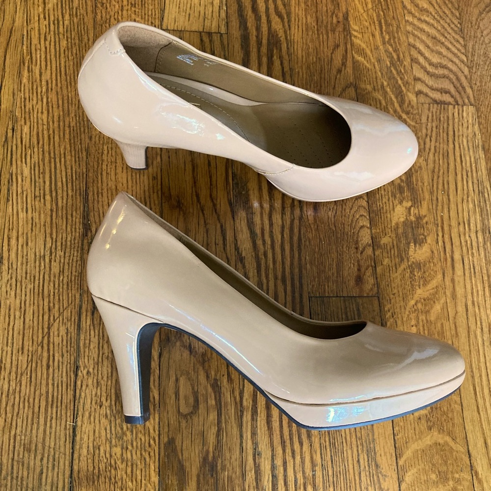 Clark’s Brier Dolly Patent Ecru Heels